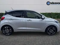 Used Hyundai i10 Premium 84 HP (61 kW) 2022 Silver Hatchback