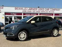 Used Renault Captur Dynamique 90 HP (66 kW) 2013 Blue/cream SUV