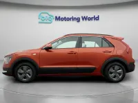 Used Kia Niro 141 HP (103 kW) 2023 Orange SUV
