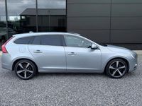 Used Volvo V60 R-Design 150 HP (110 kW) 2017 Silver Estate