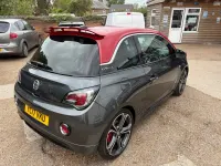 Usado Vauxhall Adam S 2017 Gris Utilitario