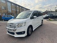 Używany Honda Stepwgn 2014 Biały Minivan