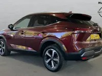 Used Nissan Qashqai N-Connecta 158 HP (116 kW) 2024 Red SUV