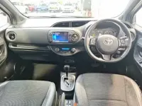 Used Toyota Yaris Hybrid 100 HP (73 kW) 2019 White Hatchback