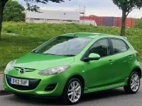Second-hand Mazda 2 2012 Verde Hatchback