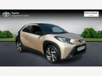 Used Toyota Aygo X 72 HP (52 kW) 2023 Beige SUV