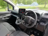 Used Citroën Berlingo 99 HP (72 kW) 2023 Grey MPV