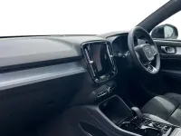 Usado Volvo XC40 Ultra 197 CV (144 kW) 2025 Negro SUV