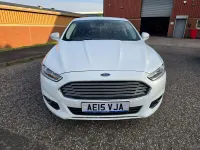 Used Ford Mondeo Titanium 150 HP (110 kW) 2015 White Hatchback