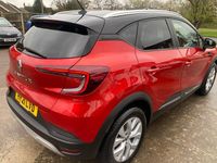 Second-hand Renault Captur Iconic 2021 Roșu SUV