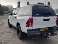 Used Toyota HiLux Active 150 HP (110 kW) 2020 White Pickup