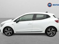 Used Renault Clio V RS Line 90 HP (66 kW) 2023 White Hatchback