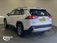 Used Toyota RAV4 218 HP (160 kW) 2022 White SUV