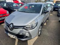 Usado Renault Clio IV Dynamique 90 HP (66 kW) 2015 Prateado Citadino
