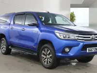 Used Toyota HiLux 150 HP (110 kW) 2017 Blue Pickup