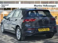 Usado VW Golf VIII Life 130 HP (95 kW) 2024 Cinzento Citadino