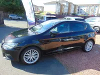 Usado Seat Leon SE Dynamic 110 CV (80 kW) 2018 Negro Utilitario