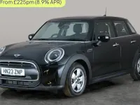 Begagnad Mini Cooper Classic 136 HK (100 kW) 2022 Svart Halvkombi