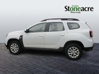 Used Dacia Duster Comfort 100 HP (73 kW) 2022 White SUV