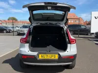 Used Volvo XC40 Momentum 163 HP (119 kW) 2022 Silver SUV