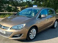 Used Vauxhall Astra 2013 Bronze