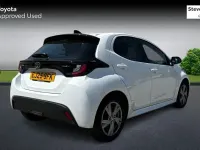 Used Toyota Yaris 116 HP (85 kW) 2025 White Hatchback