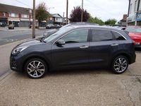 Used Kia Niro 139 HP (102 kW) 2021 Platinum graphite metallic SUV