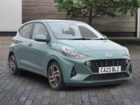 Used Hyundai i10 Premium 67 HP (49 kW) 2023 Green Hatchback