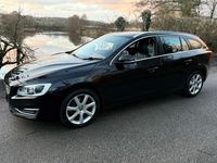 Usado Volvo V60 SE Lux 150 CV (110 kW) 2016 Negro Familiar