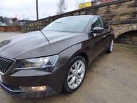 Used Skoda Superb SE L Executive 190 HP (139 kW) 2016 Brown Hatchback