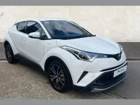 Used Toyota C-HR 122 HP (89 kW) 2019 White SUV