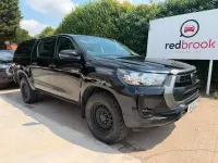 Used Toyota HiLux Active 150 HP (110 kW) 2022 Black Pickup