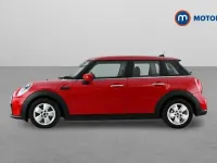 Used Mini Cooper Classic 136 HP (100 kW) 2022 Red Hatchback
