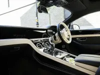 Begagnad Bentley Continental 2025 Hallmark Sportkupé