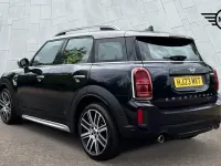 Używany Mini Cooper S Countryman Exclusive 176 KM (129 kW) 2023 Czarny SUV