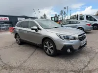Używany Subaru Outback Premium 175 KM (128 kW) 2018 Złoty Kombi