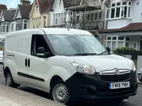 Begagnad Vauxhall Combo 2018 Vit Van