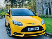 Used Ford Focus ST 250 HP (183 kW) 2014 Yellow Hatchback