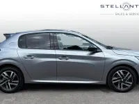 Gebraucht Peugeot 208 Allure+ 102 PS (75 kW) 2023 Grau Kleinwagen