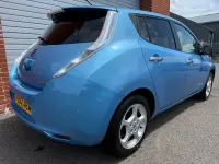 Used Nissan Leaf 80 kW (109 HP) 2012 Blue Hatchback