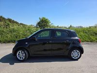 Used Smart ForFour Passion 71 HP (52 kW) 2018 Black Hatchback