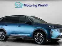 Used Peugeot 5008 GT 145 HP (106 kW) 2025 Blue SUV