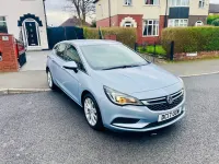 Second-hand Vauxhall Astra 2017 Argintiu Hatchback
