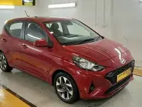Used Hyundai i10 Advanced 66 HP (48 kW) 2024 Red Hatchback