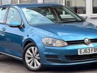 Used VW Golf VII SE 122 HP (89 kW) 2013 Blue Hatchback