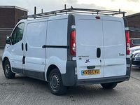 Used Renault Trafic 2006 White MPV