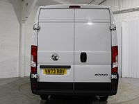 Used Vauxhall Movano 140 HP (102 kW) 2023 White MPV