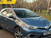 Used Toyota Auris Hybrid 136 HP (100 kW) 2016 Blue Hatchback