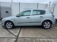 Usado Vauxhall Astra 2008 Verde Utilitario