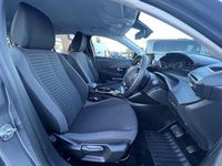 Used Peugeot e-208 Active 100 kW (136 HP) 2025 Silver Hatchback